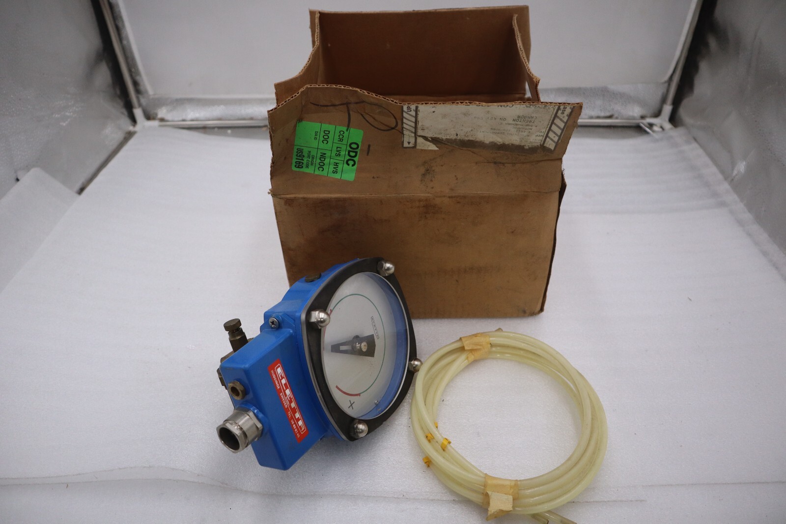 Used ELETTA S10-S15S LIQUID WATER FLOW MONITOR 217733 RANGE 2-20 L/MIN NEW #5620A