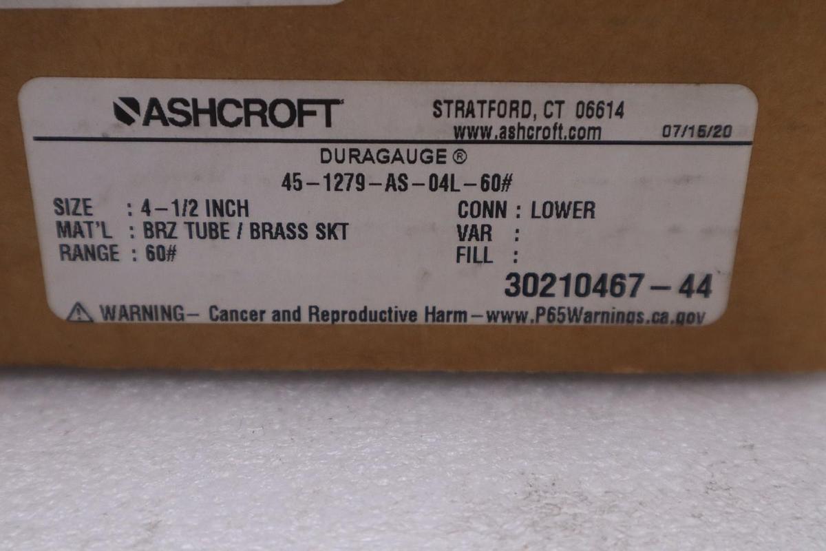 ASHCROFT 45-1279-AS-04L-60# 60PSI 4-1/2" - NEW IN BOX - STOCK GF1300