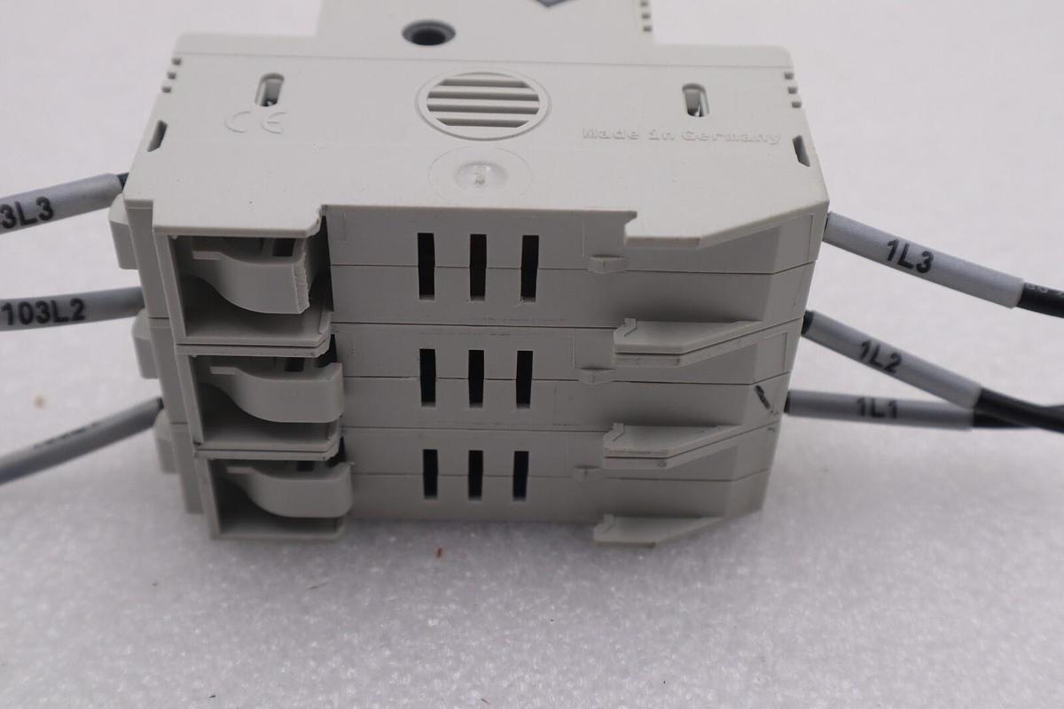 Used ALLEN-BRADLEY 1492-FB3C30 SERIES B 30A 600V CLASS CC FUSE HOLDER STOCK #K-579A