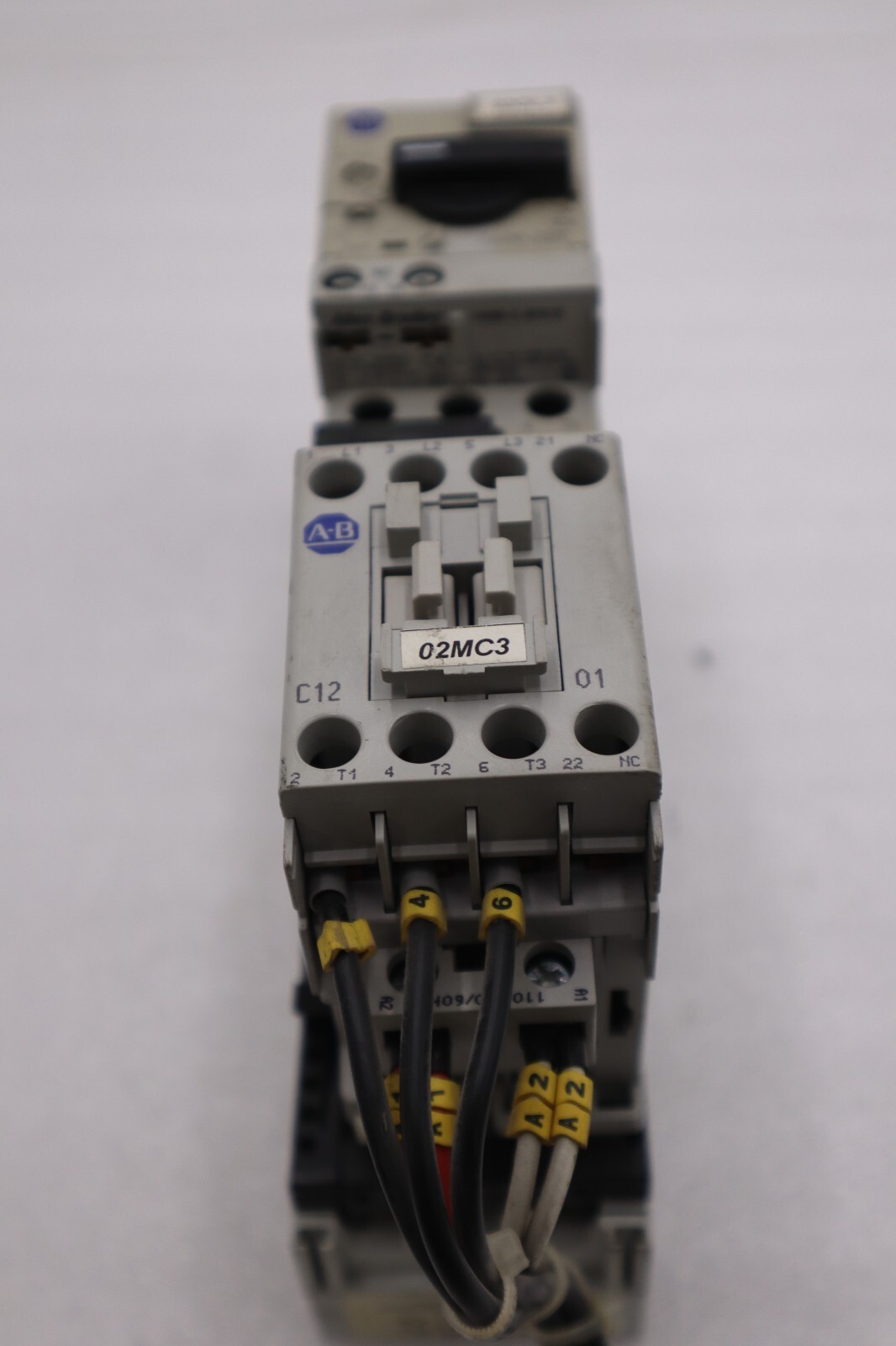 Used ALLEN BRADLEY 140M-D8N-B40 CIRCUIT BREAKER WITH 100-C12*01 CONTACTOR STOCK 4826A
