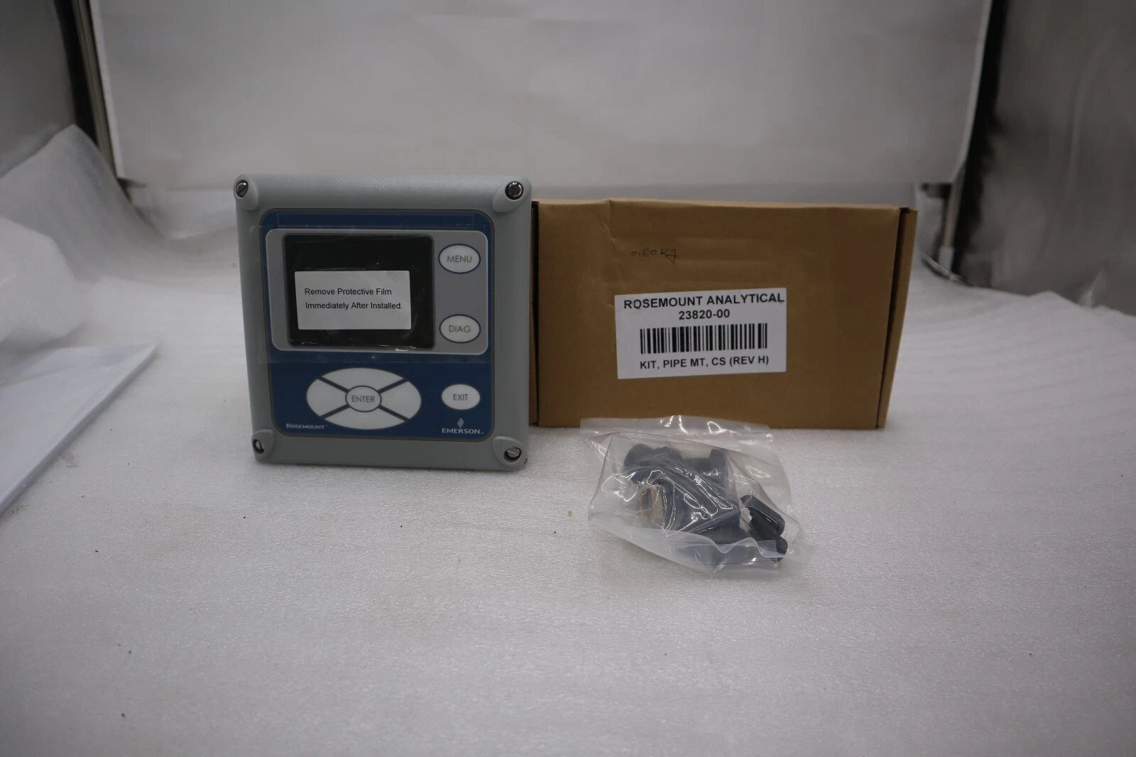 Rosemount 6888XI-1OXY-02-00-00-00-00-00 Conductivity Analyzer NEW UNIT #5912
