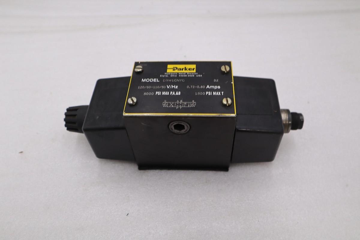 Used PARKER D3W1CNYC HYDRAULIC VALVE STOCK #2172A