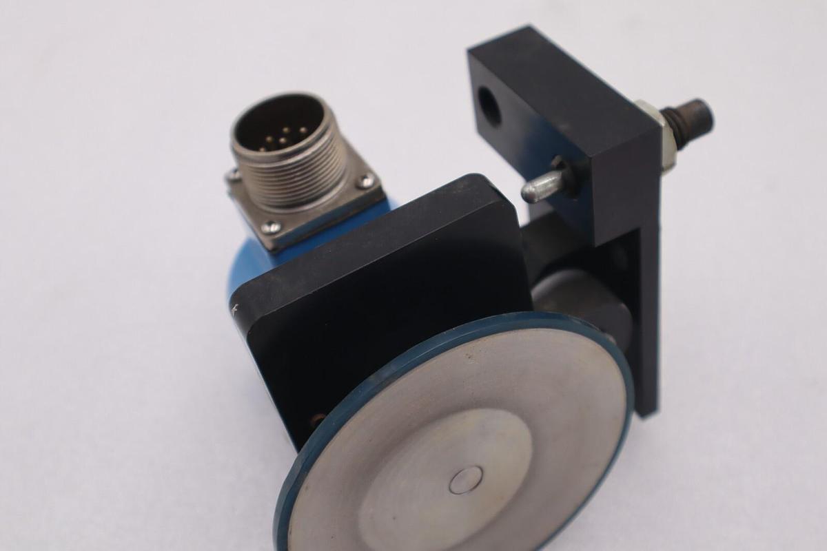 Used SICK STEGMANN DGS25-1F405000 INCREMENTAL ENCODER STOCK #K-1035A