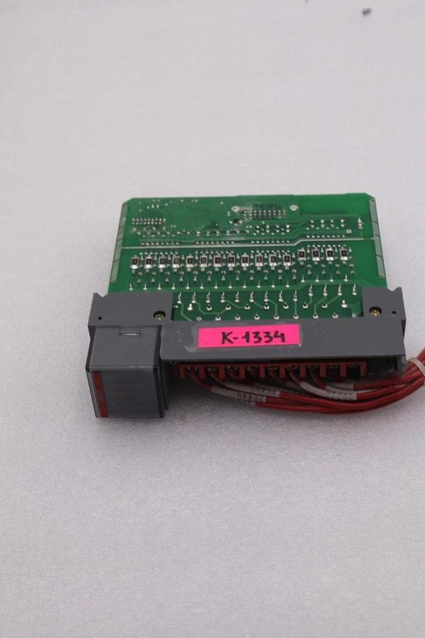 Used ALLEN BRADLEY 1746-IA16 SLC 500 INPUT MODULE SER C #K-1334