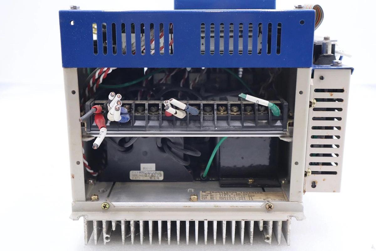 Used YASKAWA TRAVERSE INVERTER CIMR-2.2B 200V SERIES 3PH DIGITAL OPERATOR STOCK #1695