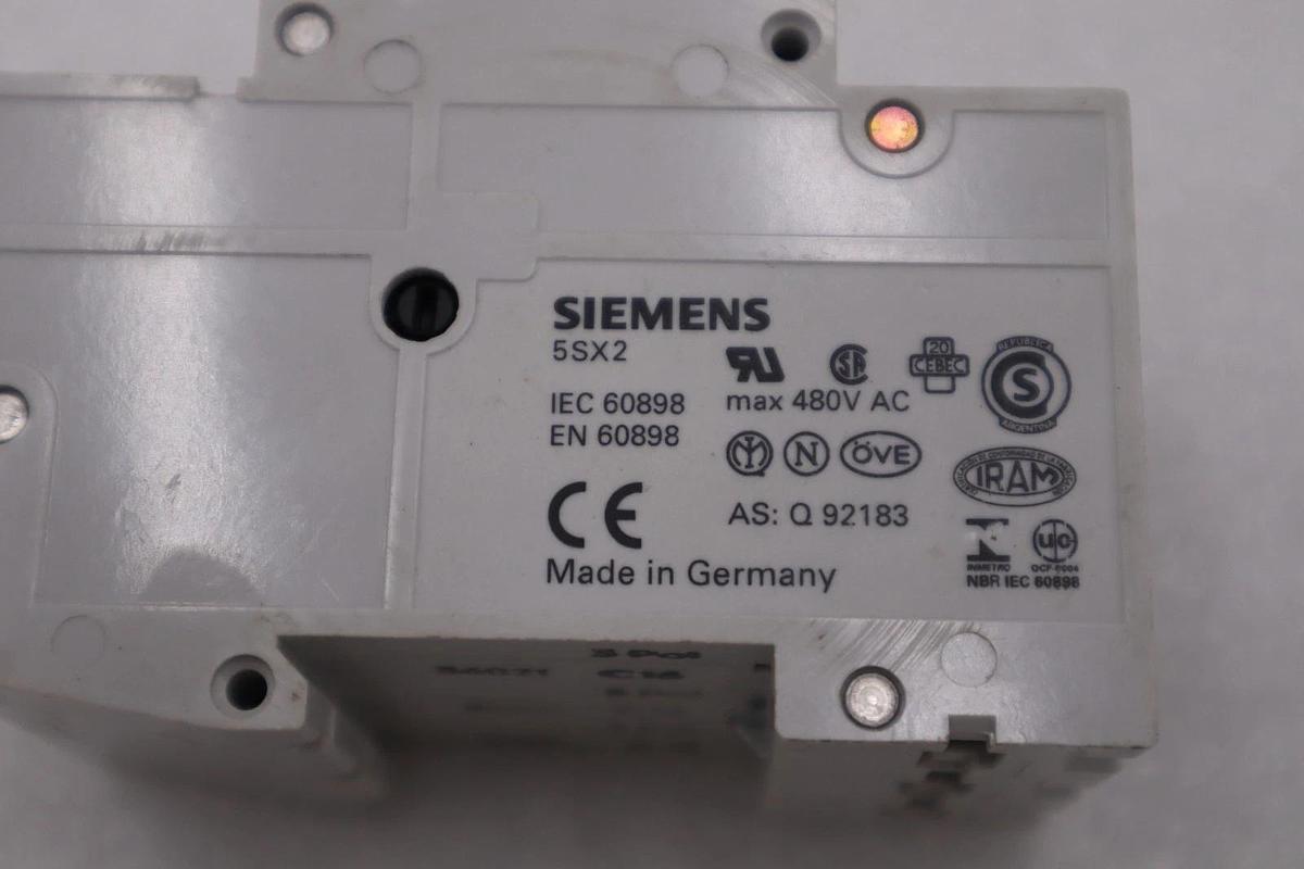 SIEMENS 5SX23 C32 CIRCUIT BREAKER 3POLE 400V 5SX2 480VAC STK H1390A