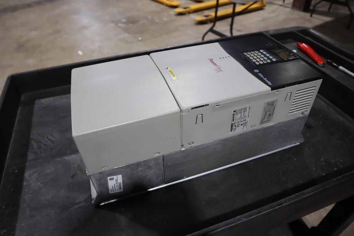 Used 50 HP 20BD065A3AYNANC1 Allen Bradley AC VFD DRIVE POWERFLEX 700 NEW #1210C