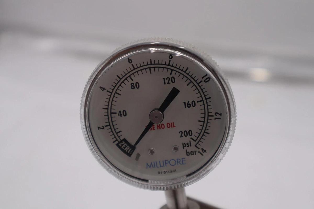 Used MILLIPORE 01-0152-H 200 PSI BAR PRESSURE GAUGE STOCK #K-1542A