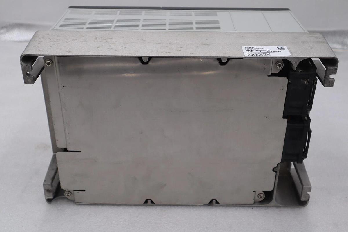 NEW SURPLUS Allen Bradley 20AD022A0AYNANC0 /A PowerFlex 70 AC Drive 480VAC #4009
