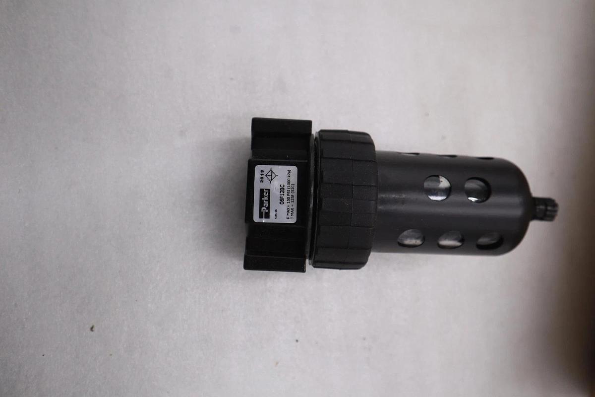 NEW OPEN BOX PARKER 06F12BC / 06F12BC AIR REGULATOR STOCK GF480