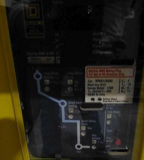Used SQUARE D COMPANY POWER-ZONE III SERIES 2 SWITCHGEAR 3200 AMPS 480V (3) DSII-516