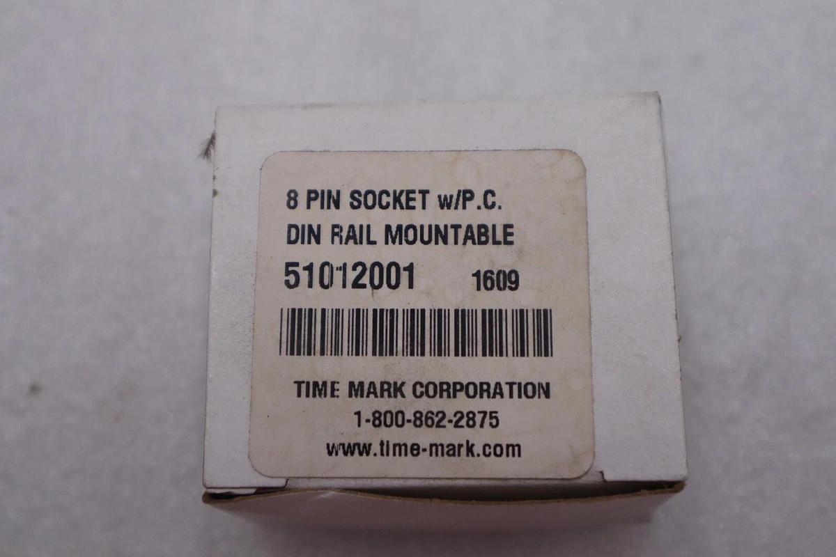 NEW OPEN BOX Time Mark 51012001 8-Pin Socket 600V DIN Rail Mountable STK L-321-A