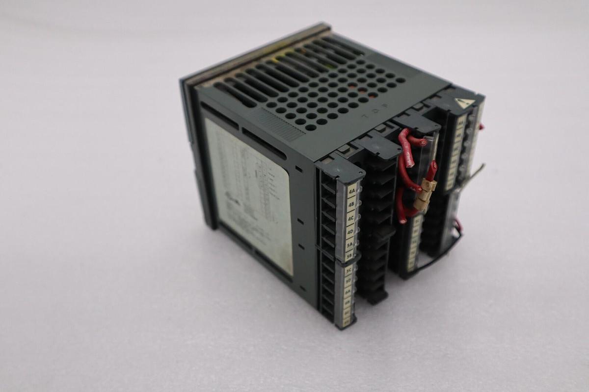 Used EUROTHERM 2204E TEMPERATURE CONTROLLER 2204E/VC/VH/RU/RW/XX/XX... STOCK K-397-D
