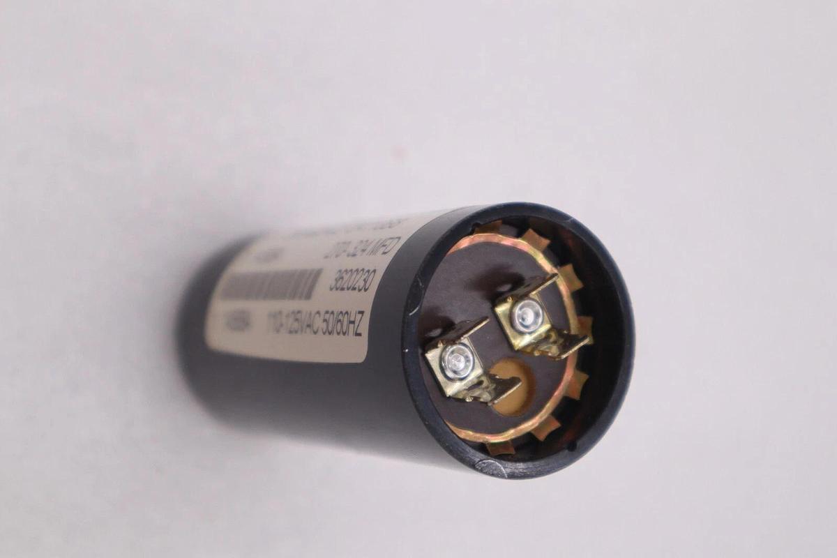 BC 3534B2A0270A110B8 270-324 MFD 110-125VAC STOCK #K-2377