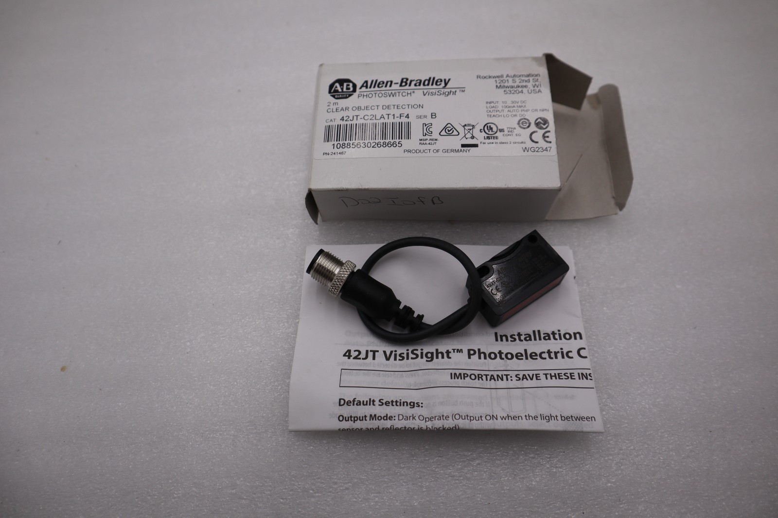 Allen Bradley 42JT-C2LAT1-F4 Photoelectric Sensor Clear Object Detect #H1230A