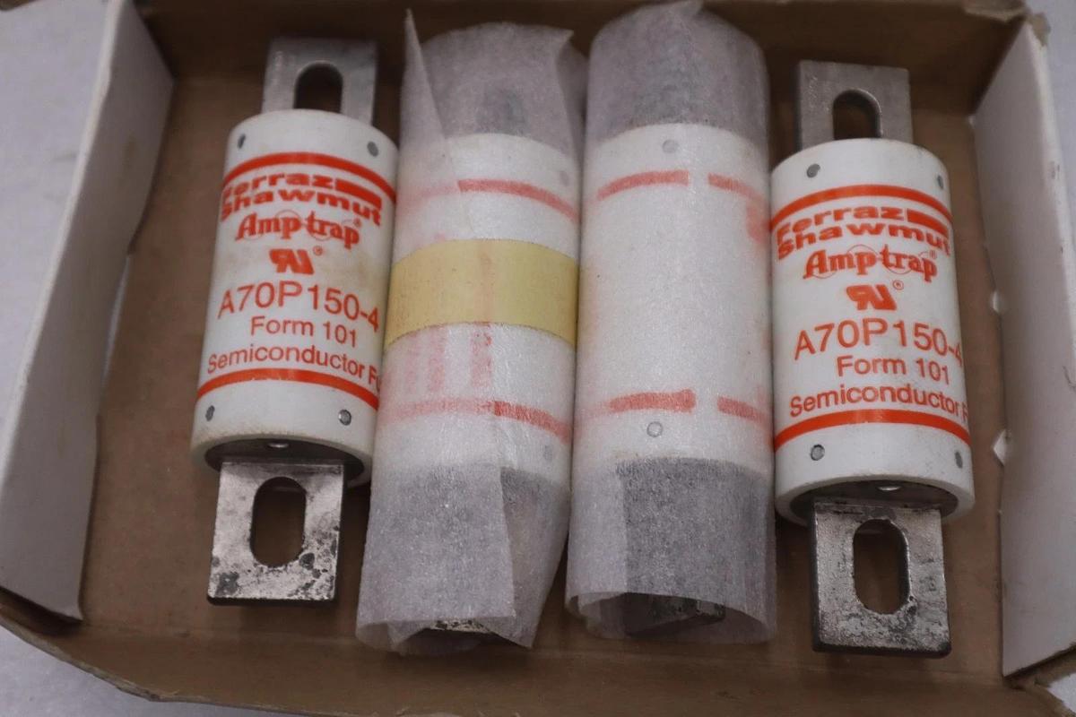 Used LOT OF 4 - FERRAZ SHAWMUT SEMICONDUCTOR FUSE A70P150-4 - STOCK GF640A