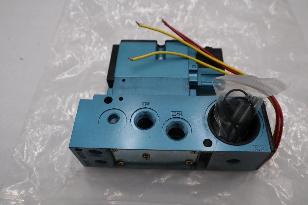 Used NEW MAC 82A.AC.000.TM.DAAP.2DA 110/120V NSNP STOCK H1458