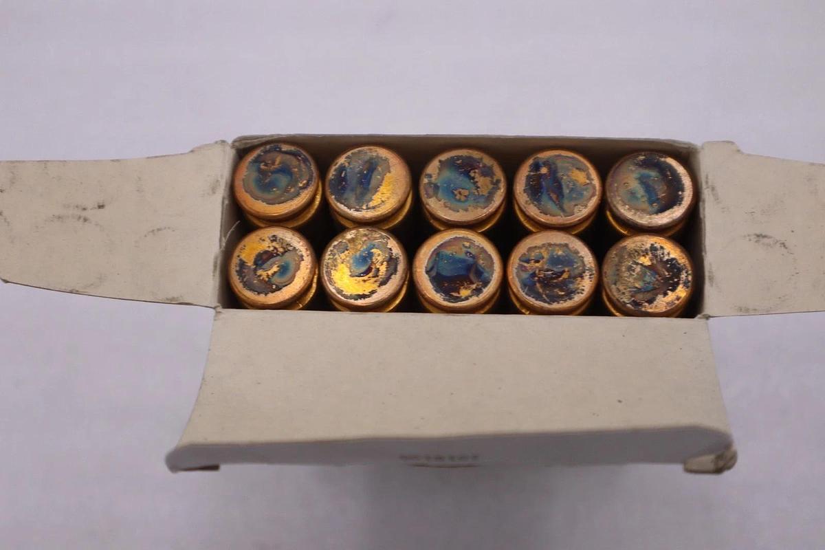Used BOX OF 10 Bussmann Fusetron FRS-R-8/10 Dual Element Time Delay Fuse - STK 5841A
