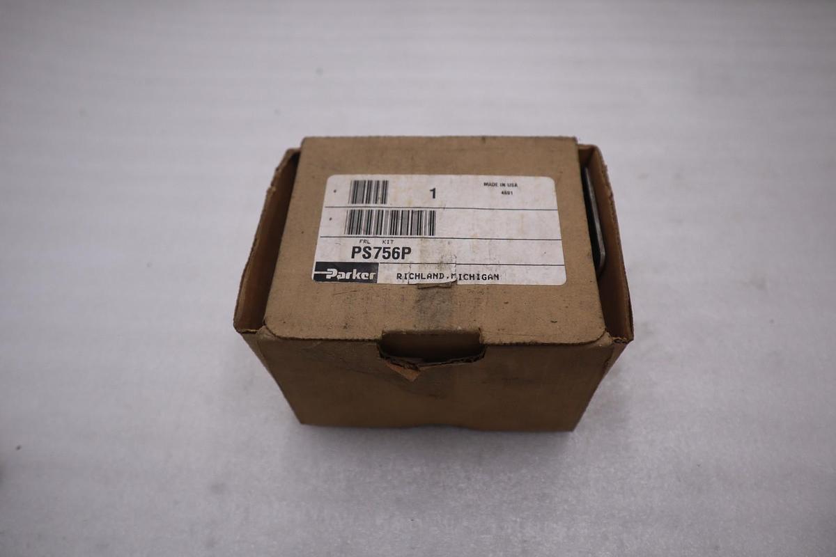 PARKER PS756P / PS756P (NEW IN BOX) - STOCK GF683A