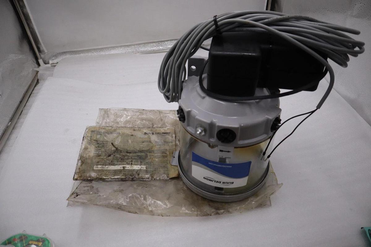 Used NEW BIJUR DELIMON ALE01A01OA00 LUB AUTOLUBE 24VDC 2L 1EL .1CC STOCK H1843