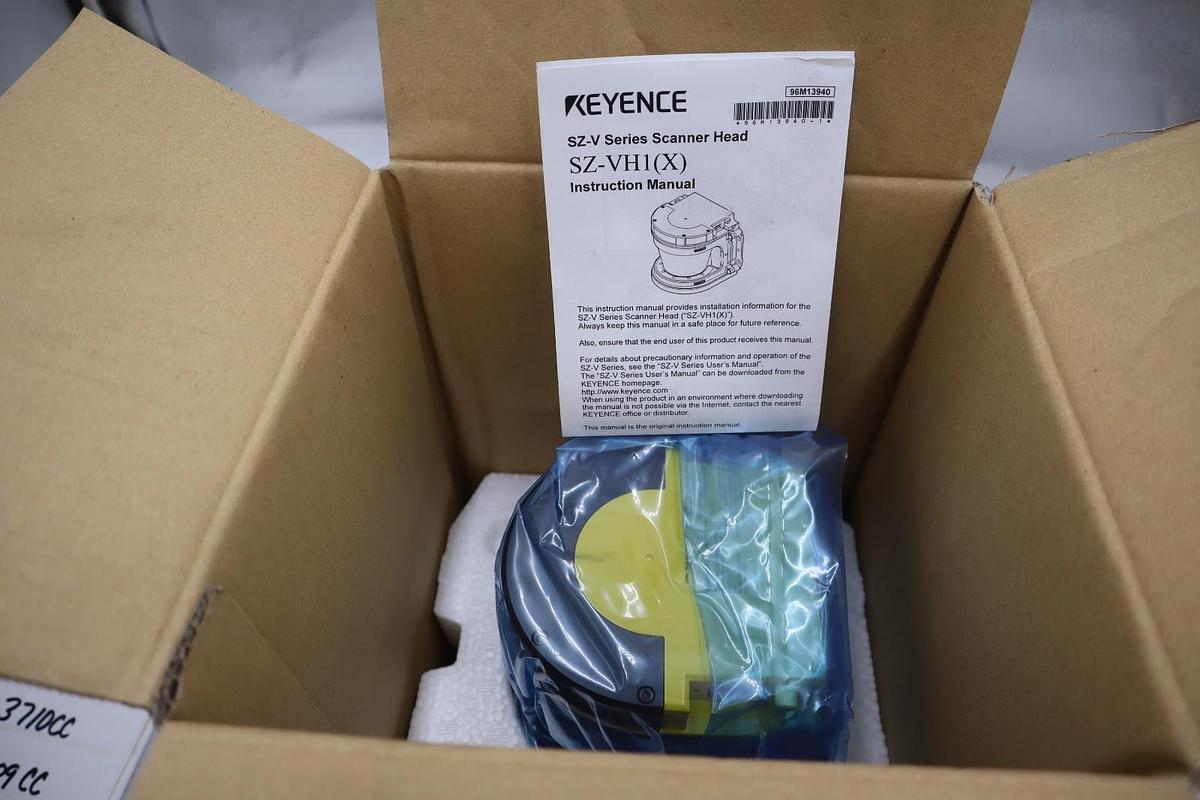 Used KEYENCE SZ-VH1X MULTI-FUNCTION SAFETY LASER SCANNER NEW IN BOX STOCK 3700CC