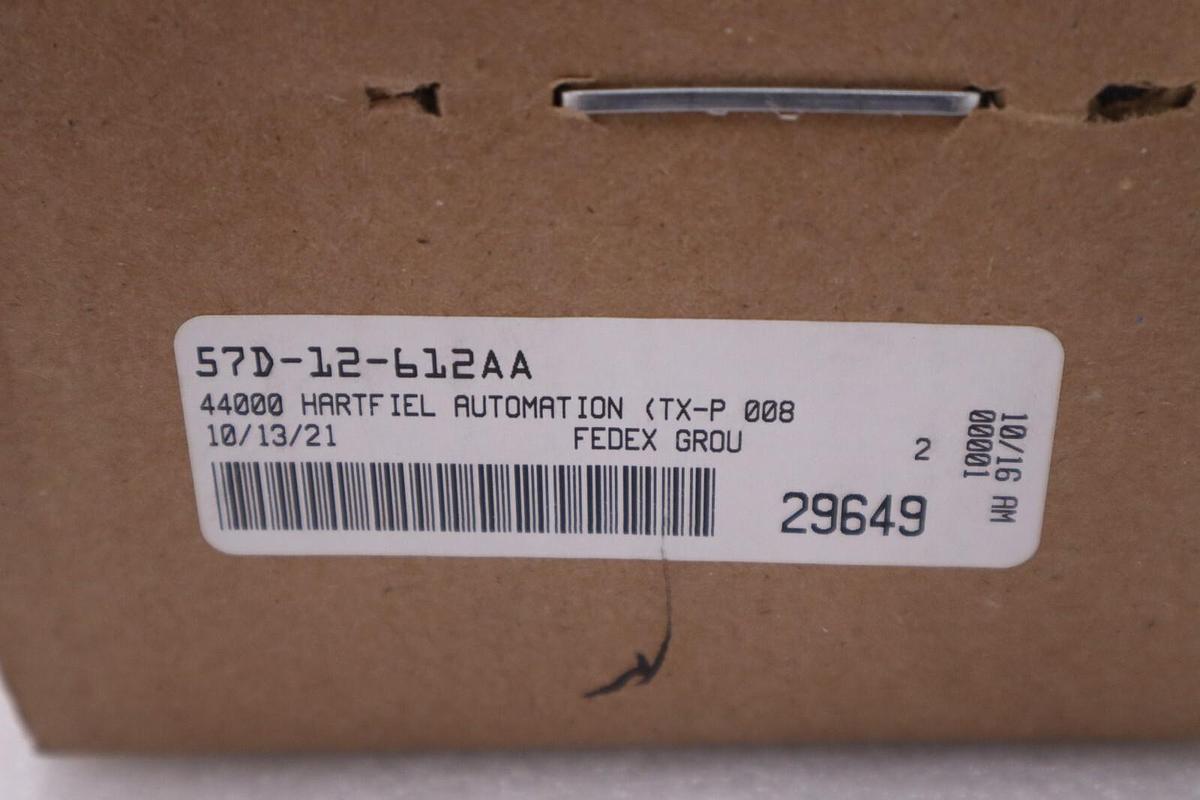 NEW IN BOX MAC VALVES INC 57D-12-612AA / 57D12612AA STOCK H80