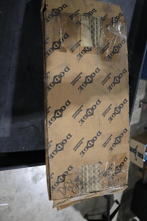 Used DODGE TORQUE-ARM 272246 REDUCERS WITH TAPERED BUSHINGS NSNP STOCK 2114C