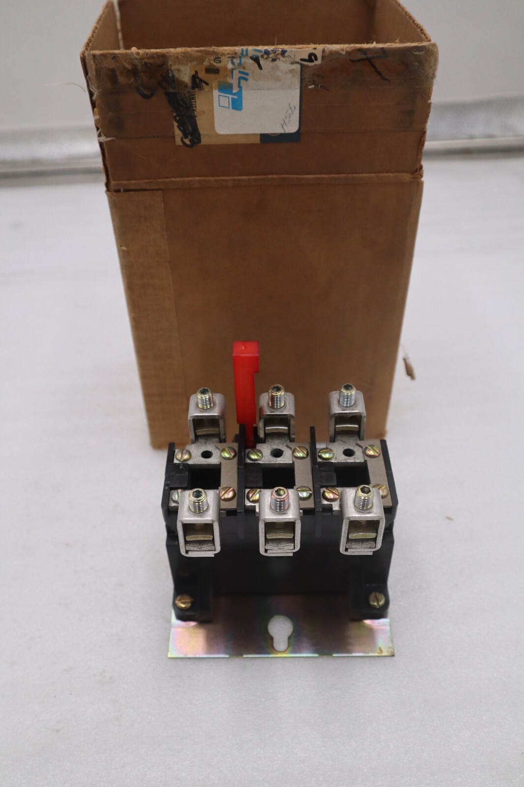 Used NEW OPEN BOX WESTINGHOUSE THERMAL OVERLOAD RELAY AN33P STOCK G331A