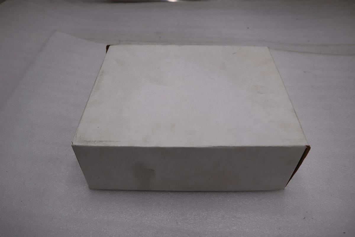 Used NEW BRADY B30-R10000-WT Ribbon White 4-21/64 In. STOCK H383