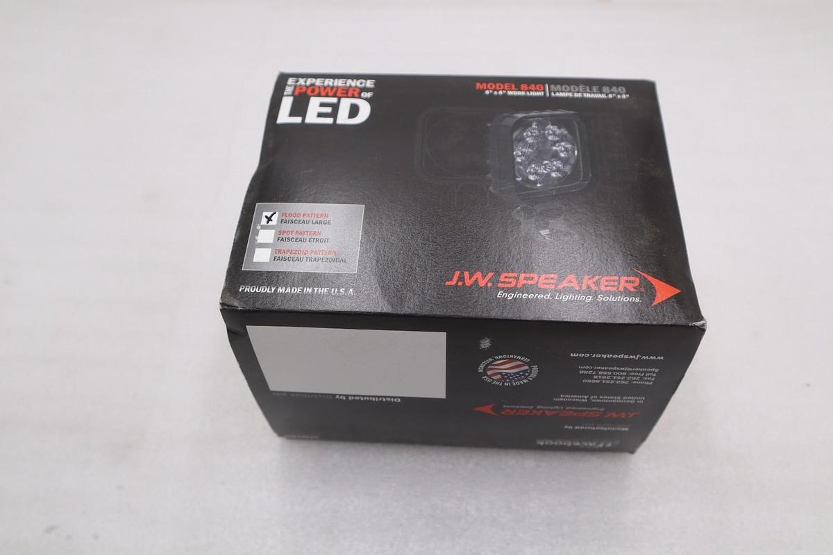 NEW JW SPEAKER 840 Trapezoid 12 - 24 Volt Work Spotlight STOCK GF670