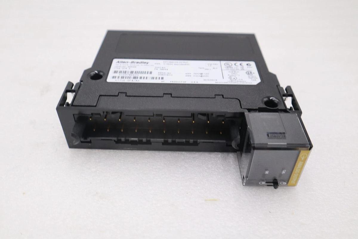 NEW Allen Bradley 1756-OF8/ 1756-0F8 ControlLogix Analog output STOCK H95A