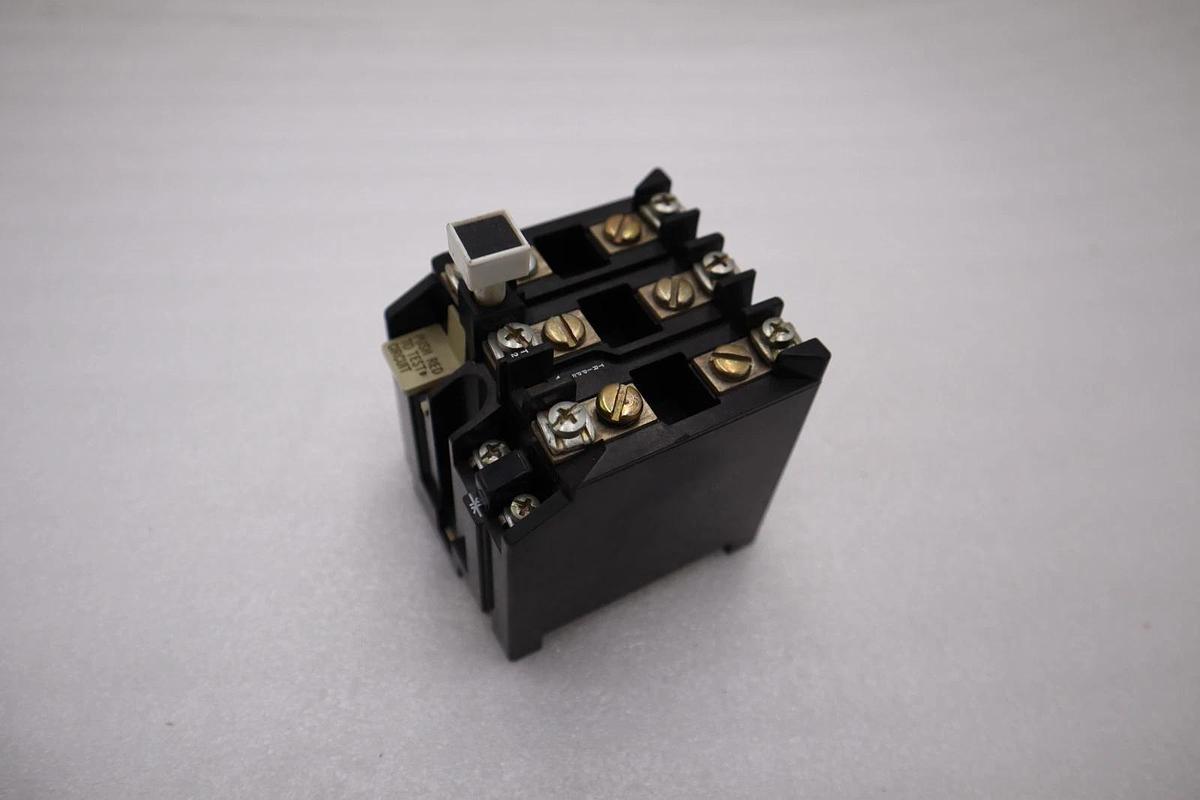 NEW OPEN BOX AB ALLEN BRADLEY 592-JOV16 SER. A 120/600VAC STOCK H871A