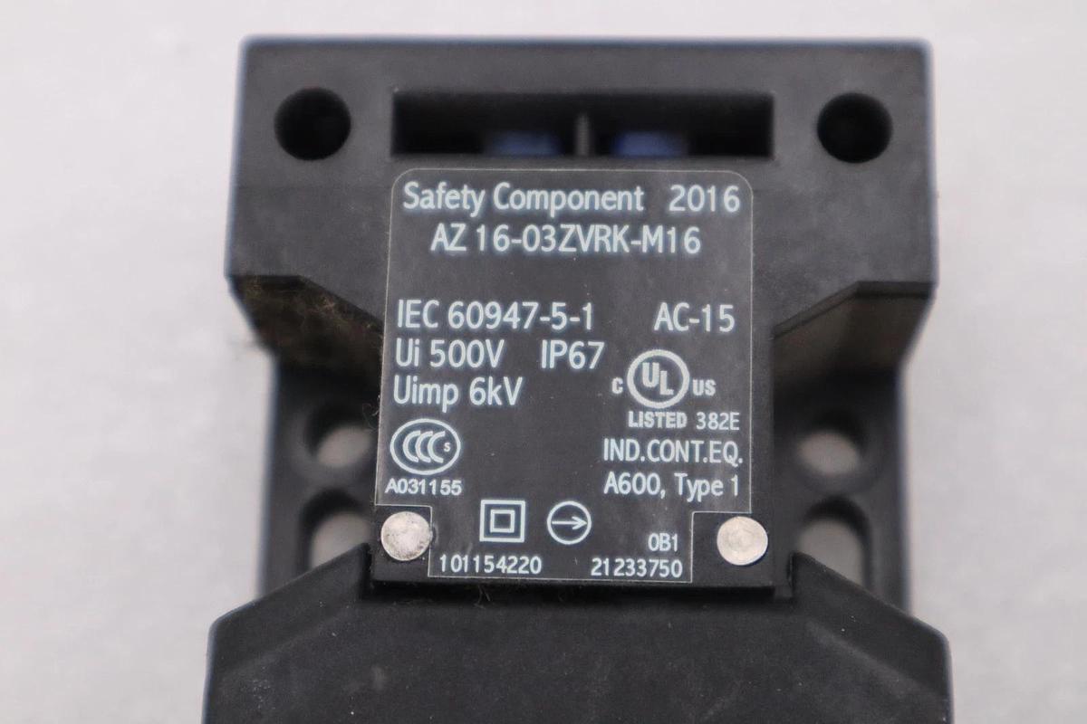 Schmersal AZ16-03ZVRK-M16 INTERLOCK SWITCH NEW OPEN BOX STK H1250A