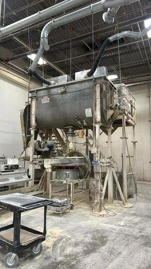 Used J.H. DAY STAINLESS STEEL DOUBLE SPIRAL RIBBON BLENDER APPROX 135 CUBIC FEET