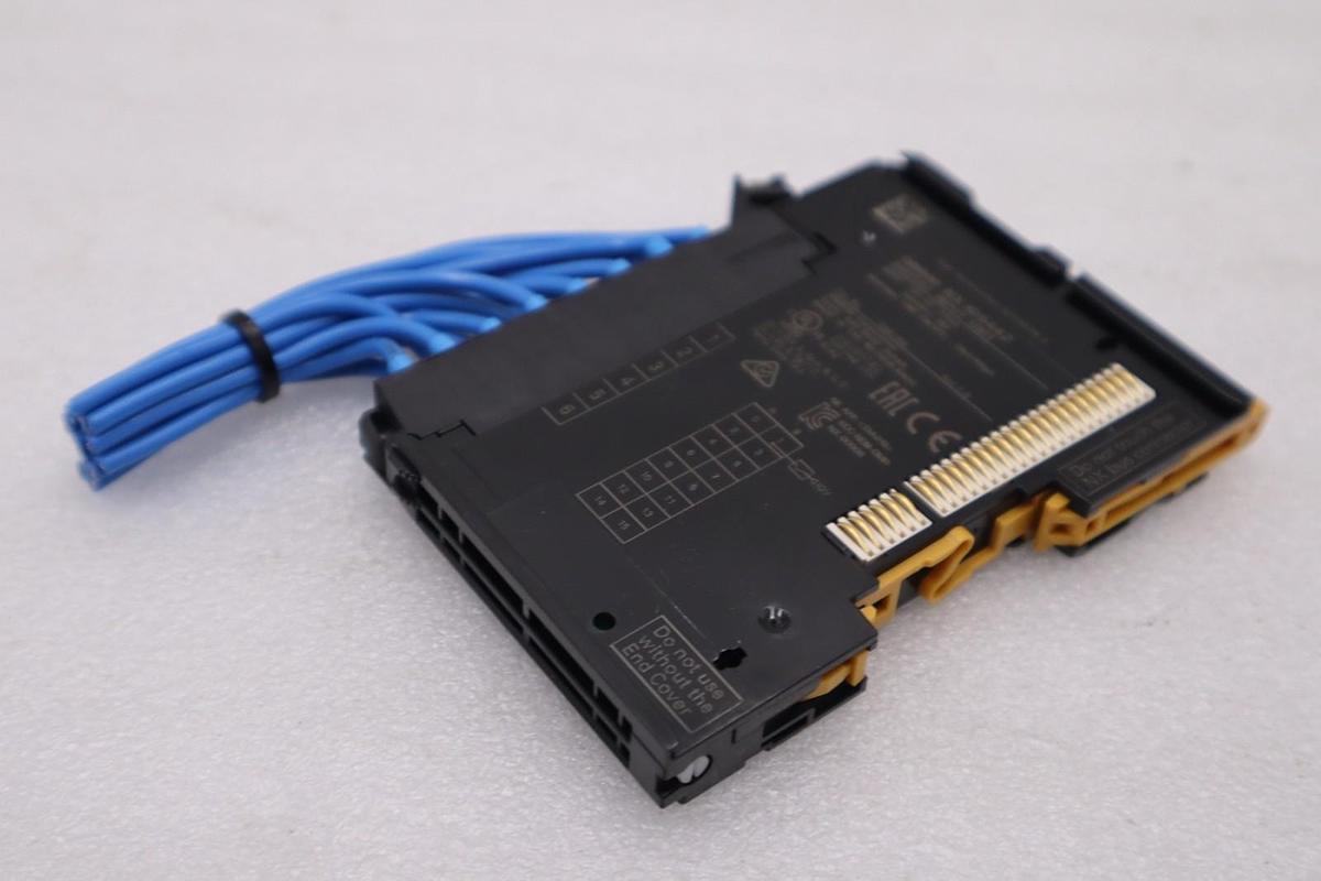 Used Omron NX-ID5442 Digital Input Unit 24VDC 2.5mA ID5442 STOCK 5894A