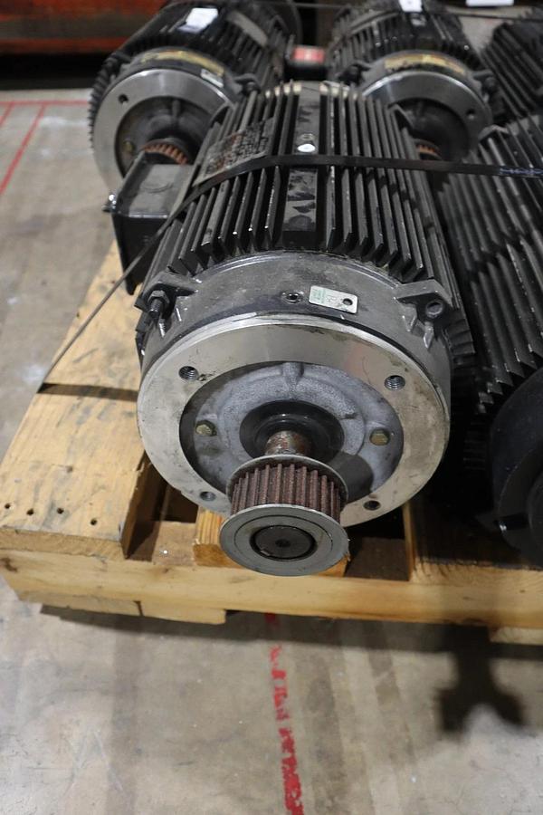 Used Marathon Motor CVC 215THTL7726EU L Inverter Duty AC Induction Motor 10 HP #HP151