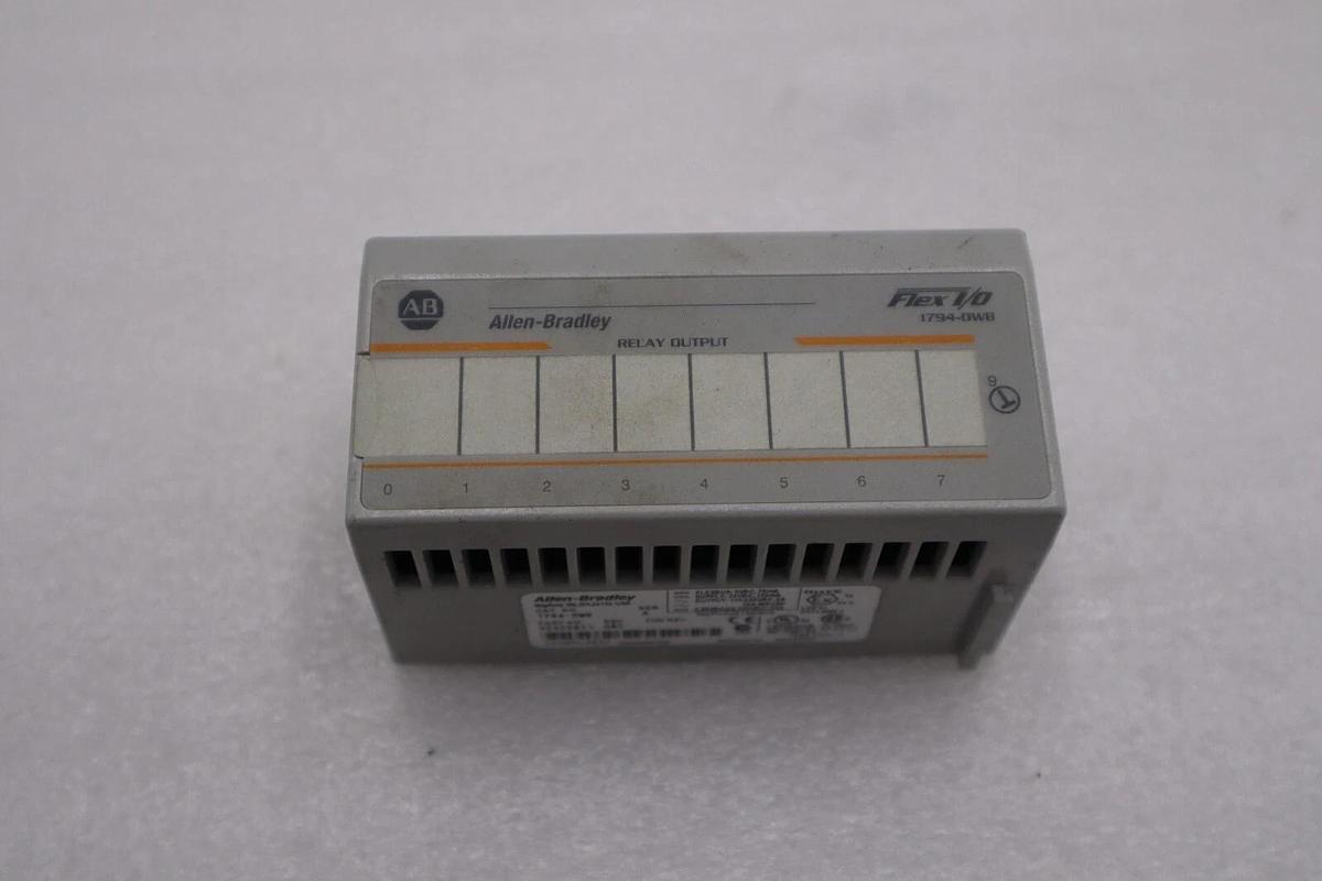 ALLEN BRADLEY 1794-0W8 SER A RELAY OUTPUT STOCK H128A