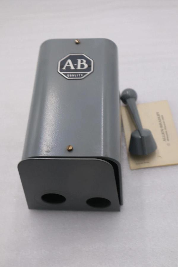 Used NEW ALLEN BRADLEY 806-D42 DRUM SWITCH REVERSING 4POLE STOCK 5474