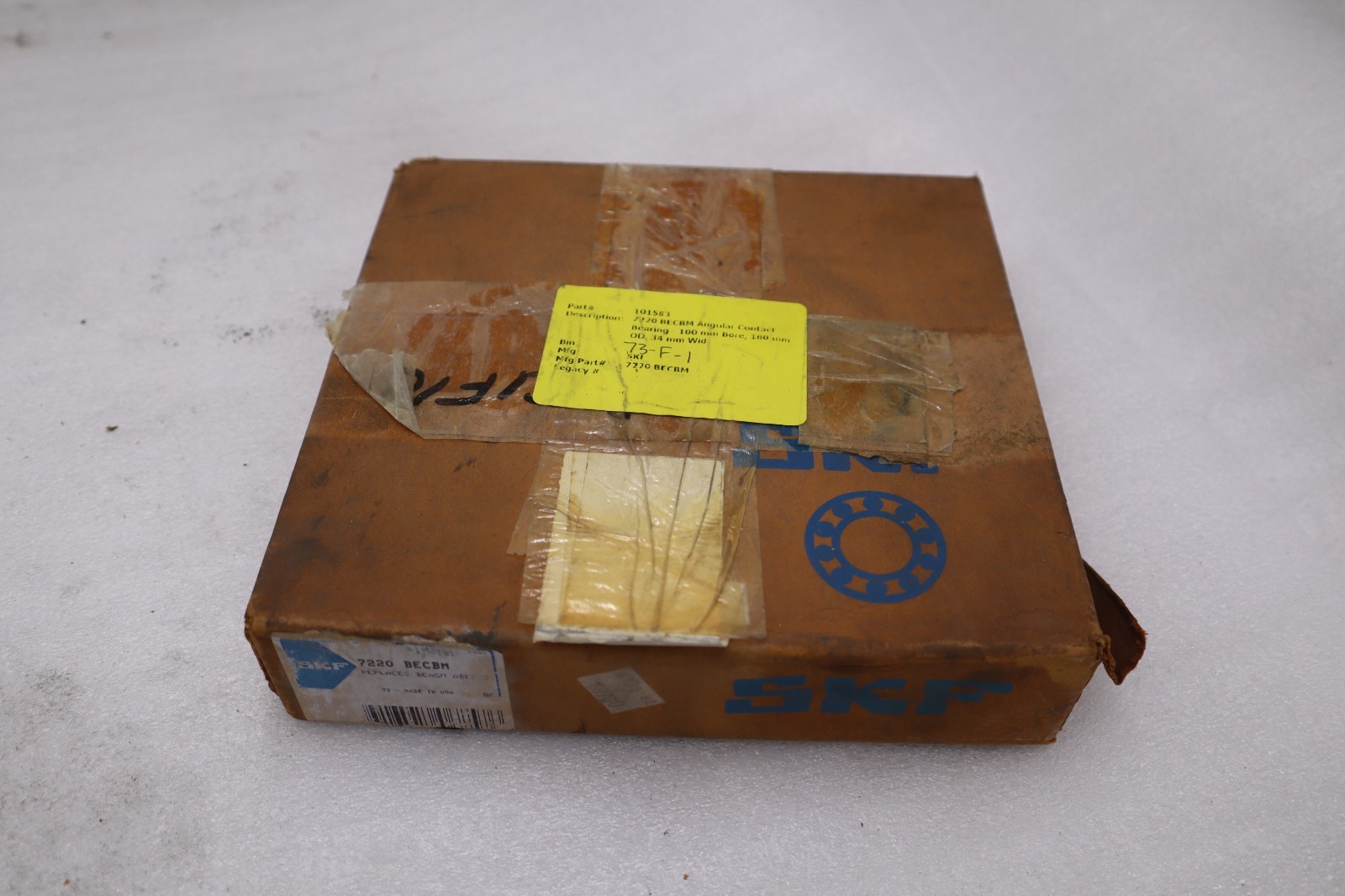SKF EXPLORER 7220BECBM/ 7220 BECBM Angular Contact Ball Bearing - STOCK CC128