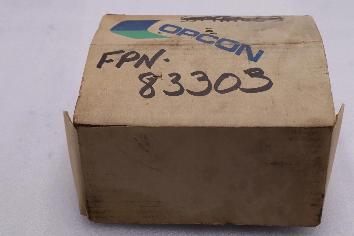 Cutler-Hammer 1320B-6501 104657 Photoelectric Sensor 102-132VAC #K-573A