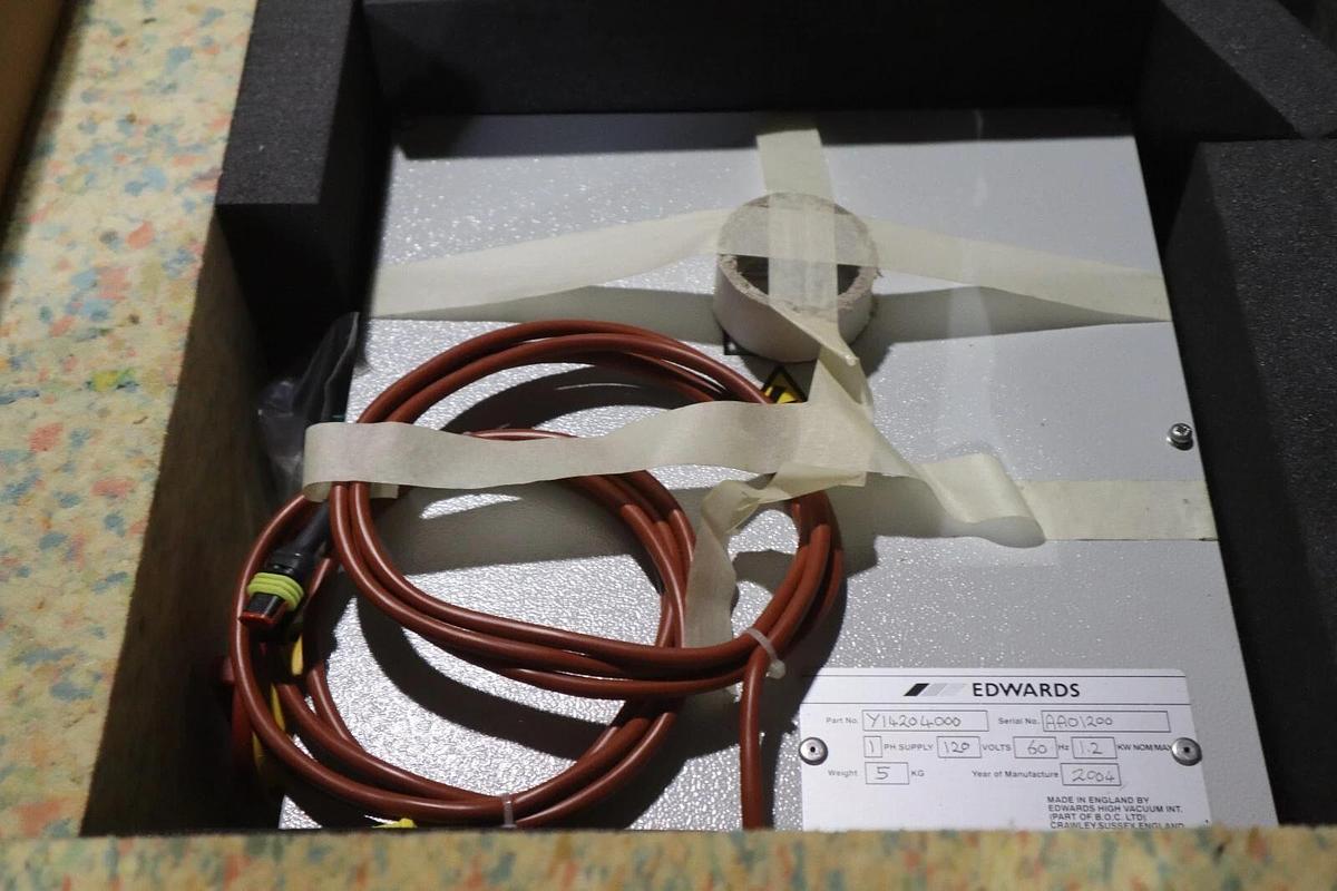 NEW BOC EDWARDS Y14204000 TMS TEMPERATURE MEASURING SYSTEM STOCK 1000A