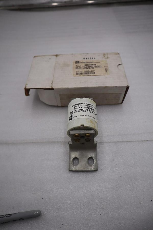 Used CUTLER HAMMER 800NBP20 600VAC FUSE NEW WITH BOX STOCK K-1242-A