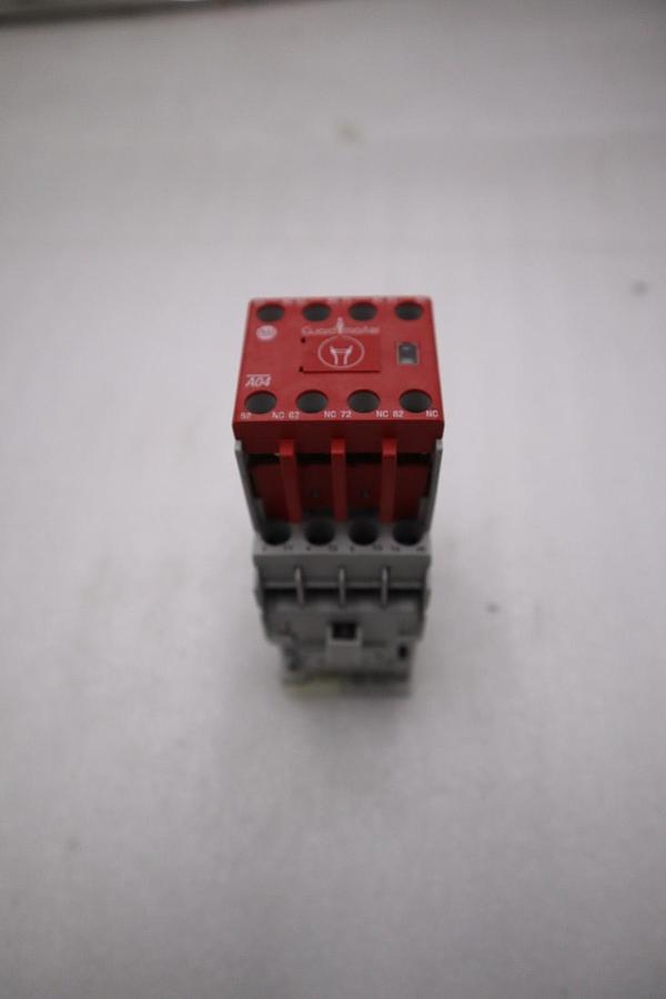 Used Allen Bradley 100-C23*10 Safety Contactor SERC INCLUDES 100-C23*10 & 100S-F NEW