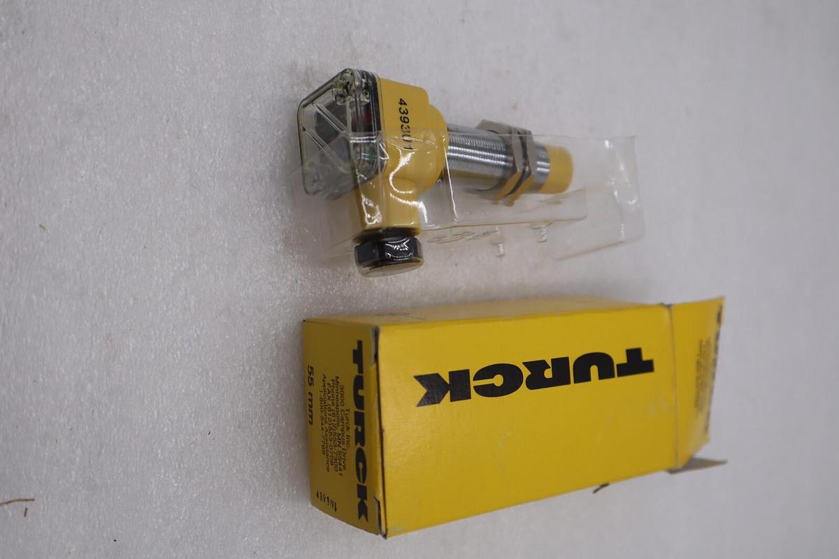 Used NEW OPEN BOX Turck NI10-G18SK-AZ3X2 Inductive Sensor 55mm STOCK G892A