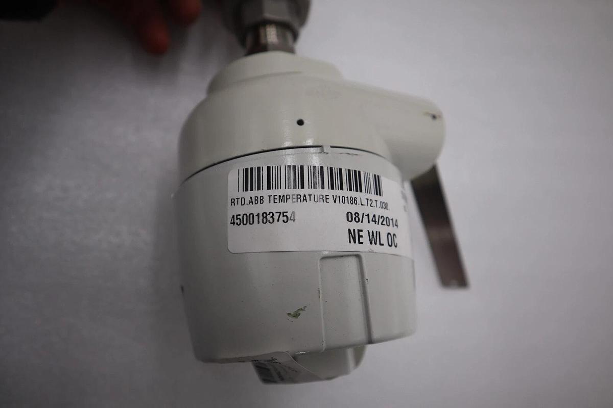 ABB V10186-LT2T02T0300S3AB0 TEMPETURE SENSOR STOCK #G-46A