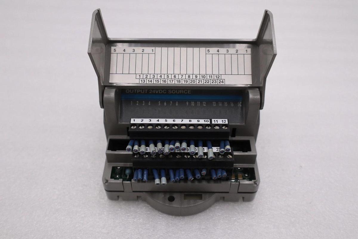 Used DANAHER MOTION M.1017.3095 R3 / M10173095 R3 GIDDINGS & LEWIS MODULE #6030