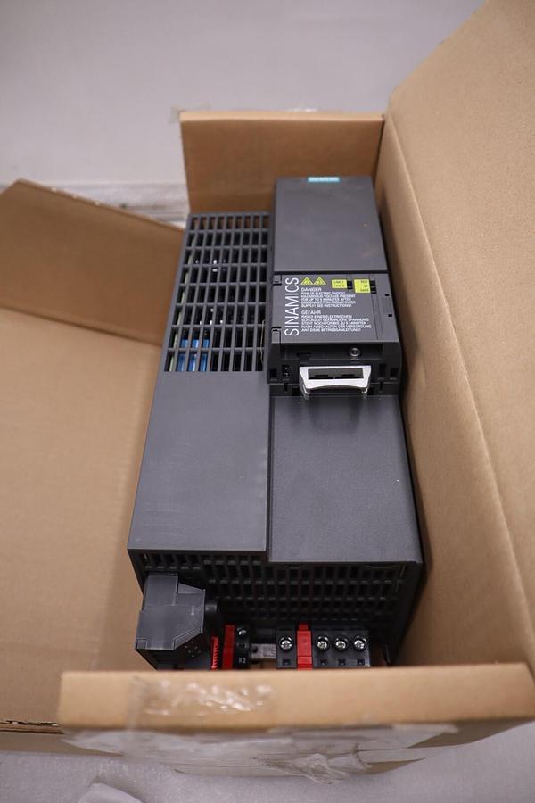 Used NEW SIEMENS 6SL3210-1KE22-6UF1 G120C Drive Converter 33.0A 11kW 15HP STOCK H114