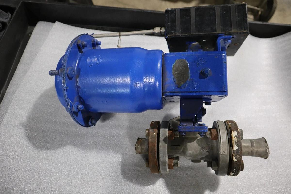 Used 1" Jamesbury Stainless Ball Valve QUADRA-POWR II STOCK S-618