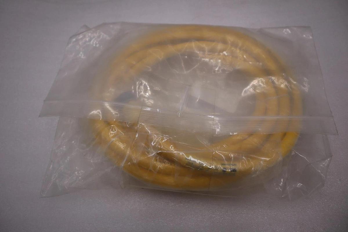 Used NEW MOLEX WOODHEAD 105000A01F120 5P FEMALE PVC CORD 12' STOCK H1537