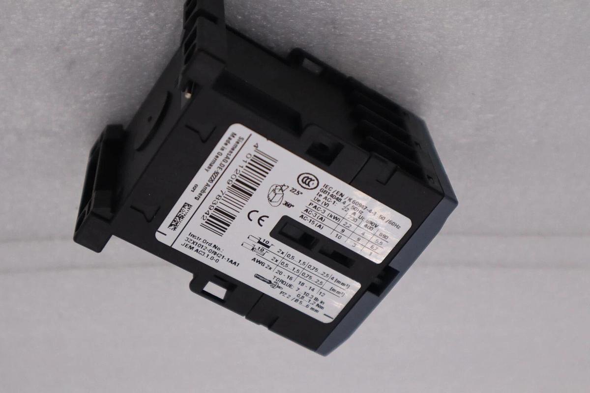 Used SIEMENS 3RT2016-1BB41-0CC0 CONTACTOR L-402-C